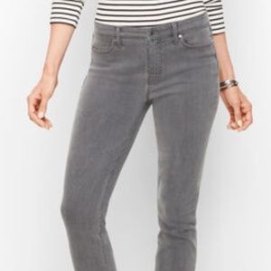 TALBOTS SIGNATURE FIT JEANS